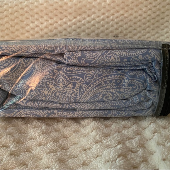 Bari Collection Queen Sheet Set - Picture 3 of 4